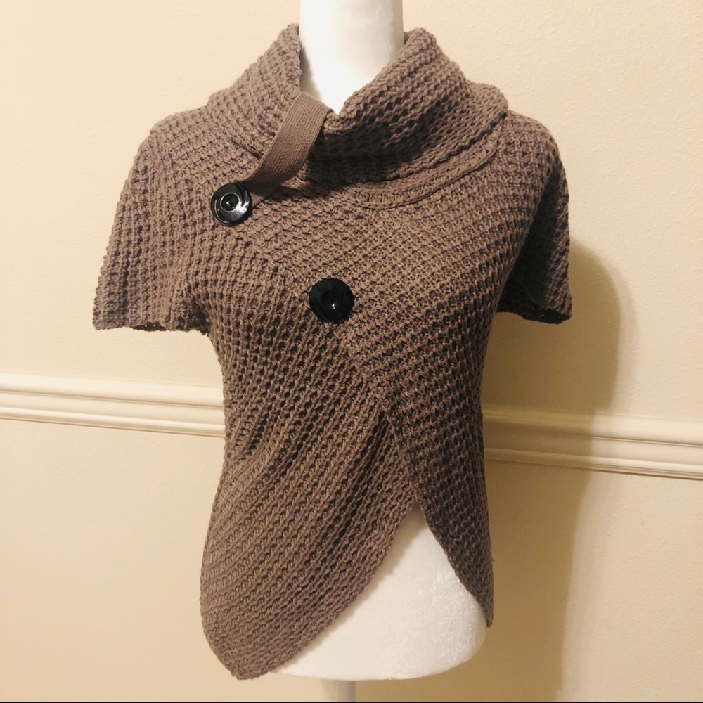 Cropped sweater